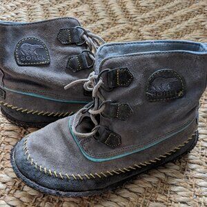 Sorel Joplin Suede Moccasin Boots size 6